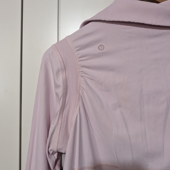 Lululemon - Picture 4 of 4